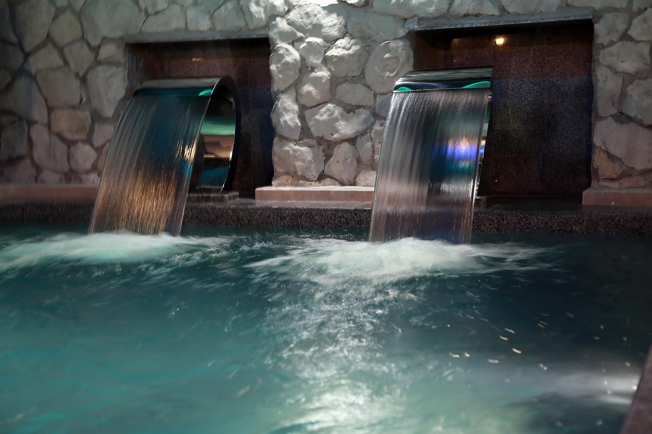 Spa Hotel Karakas Sukhumi Exterior foto